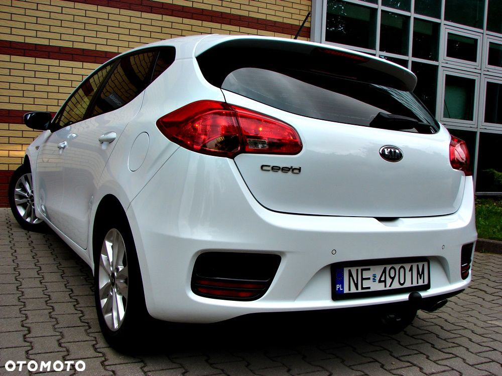 Kia Ceed 1.4 CVVT Dream Team Edition - 15