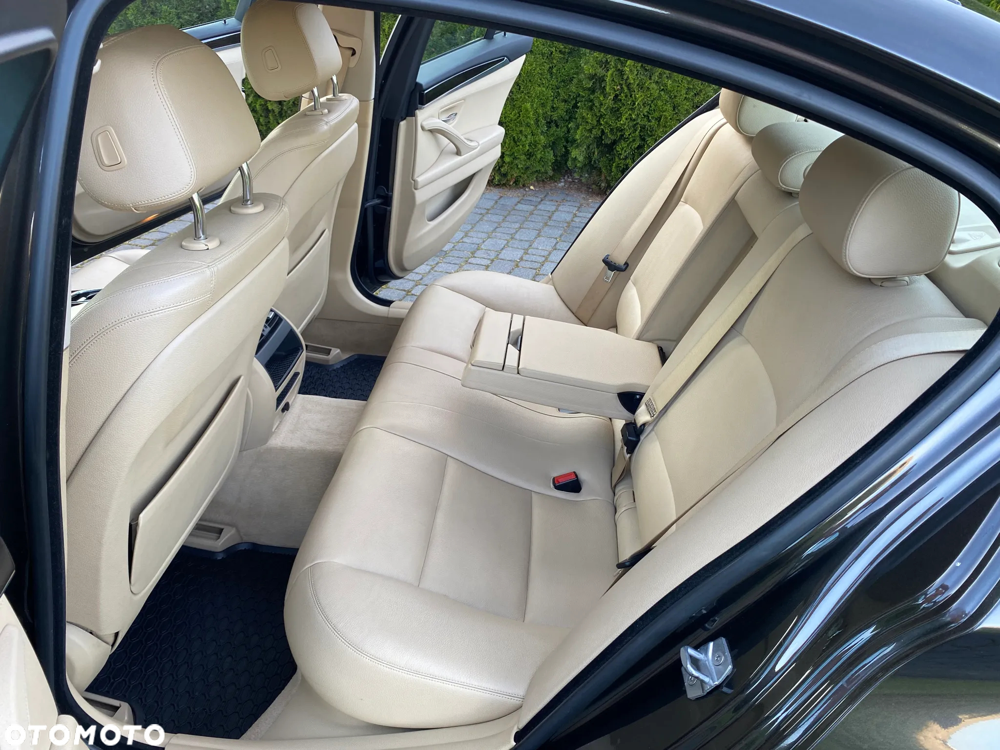 BMW Seria 5 520d - 22