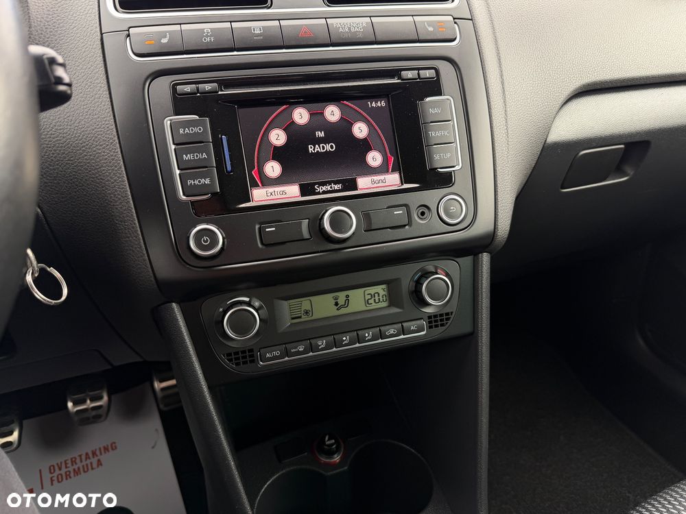 Volkswagen Polo 1.2 TSI Cross - 14