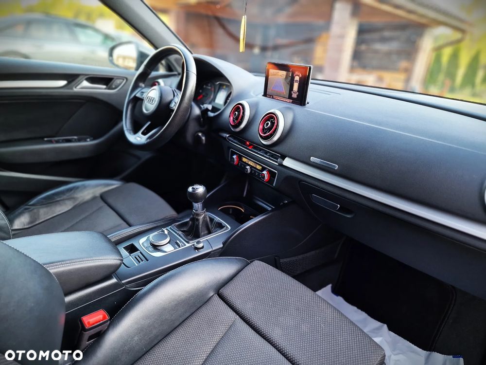 Audi A3 Sportback 2.0 TDI (clean diesel) S line Sportpaket - 25