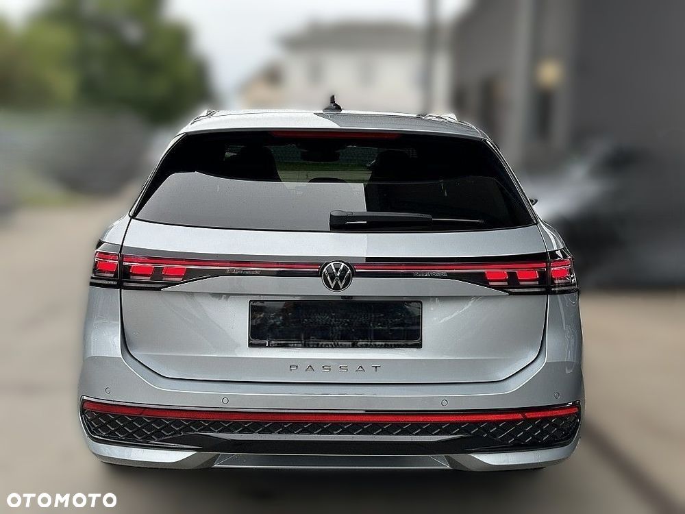 Volkswagen Passat 2.0 TSI 4Mot R-Line DSG - 4