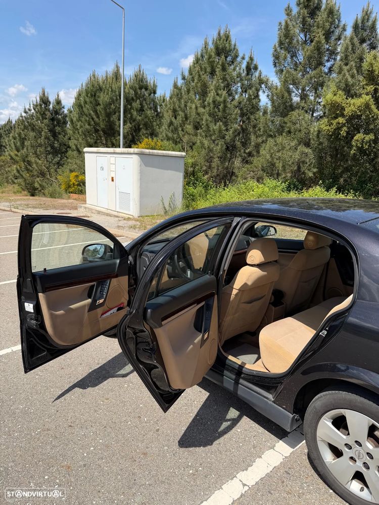 Opel Vectra 1.9 CDTi Elegance - 15