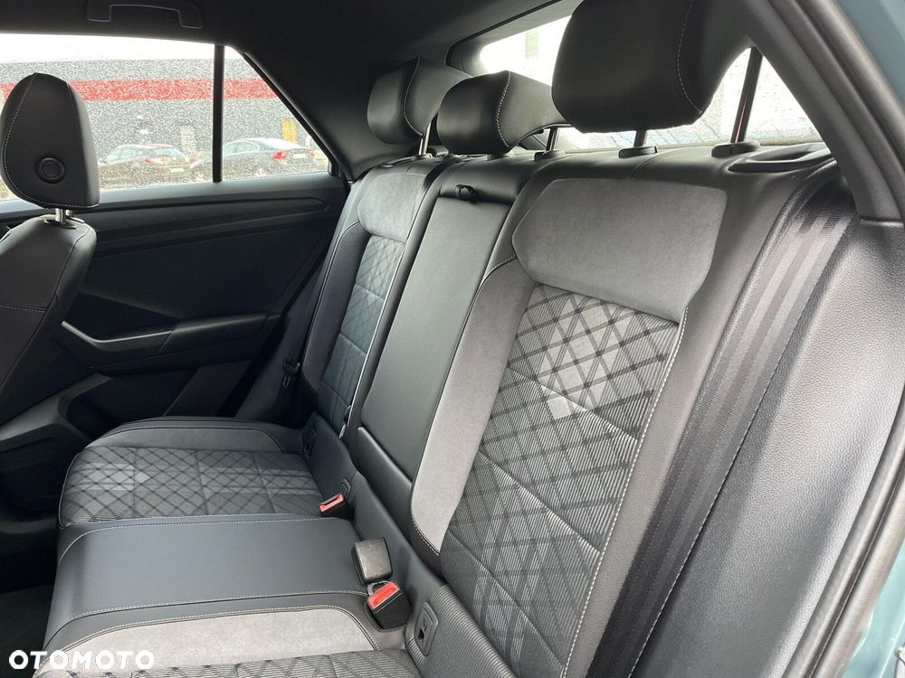 Volkswagen T-Roc - 16