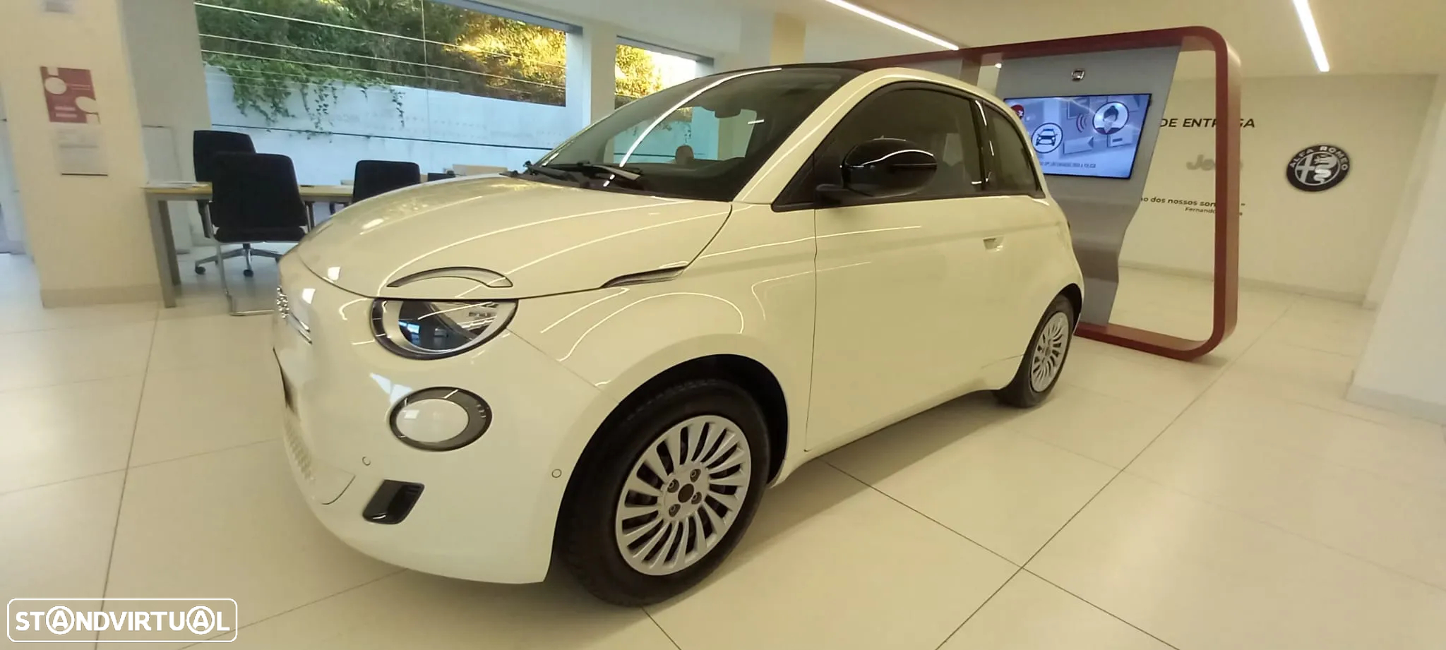 Fiat 500e (RED) - 2