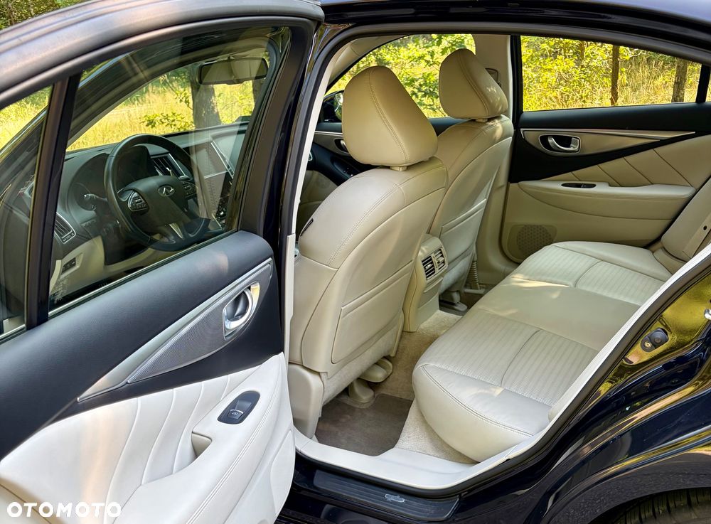 Infiniti Q50 Q50S Hybrid Sport Tech - 14