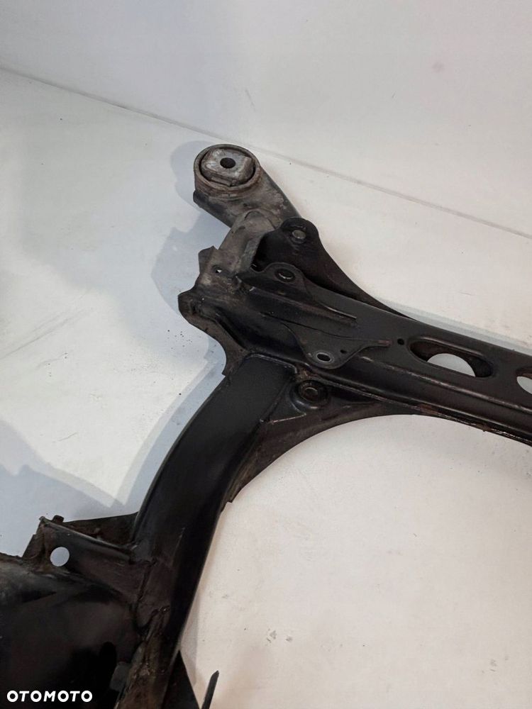 Audi Q7 4L 2009 7L0 499 311 C Rama pomocnicza przednia SANKI PRZEDNIE - 9