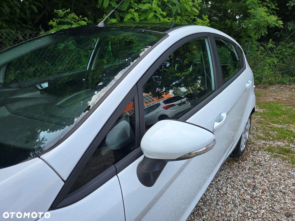 Ford Fiesta 1.25 Champions Edition - 9
