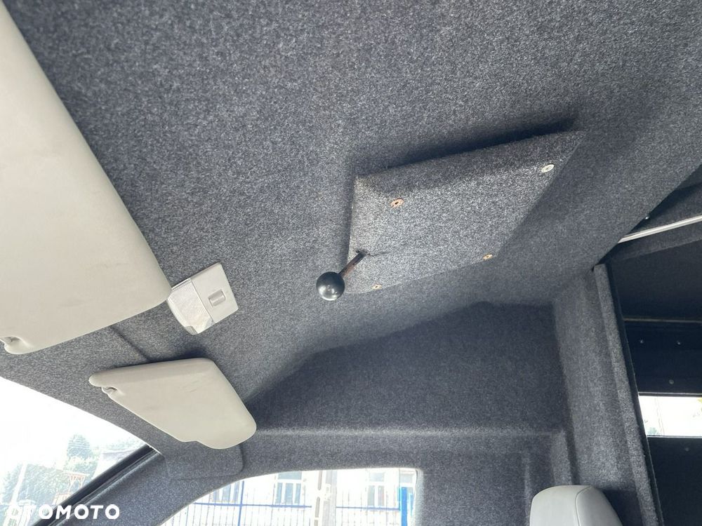 Volkswagen Transporter - 17