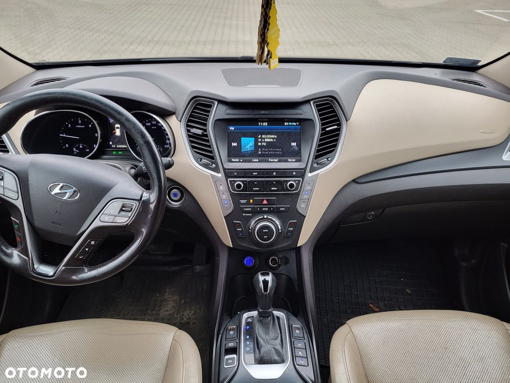 Hyundai Santa Fe - 5