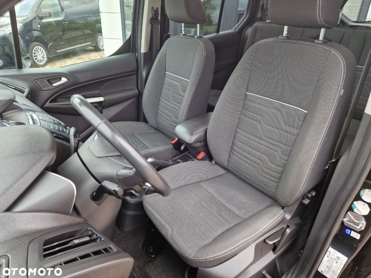 Ford Tourneo Connect Grand 1.6 TDCi Titanium - 10