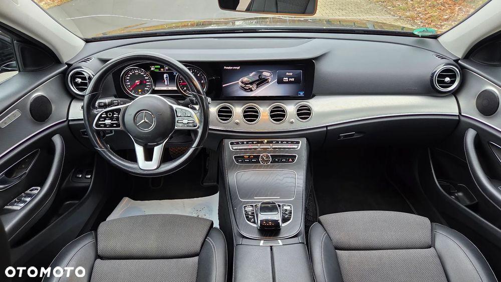 Mercedes-Benz Klasa E 300 de 9G-TRONIC AMG Line - 28