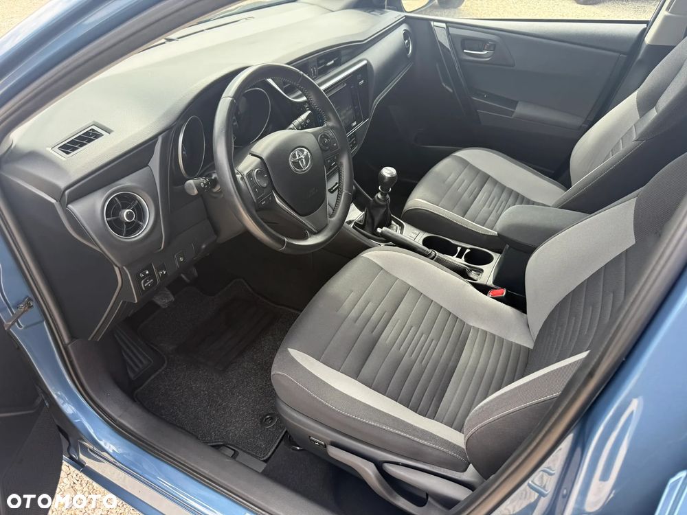 Toyota Auris 1.2 T Dynamic - 19
