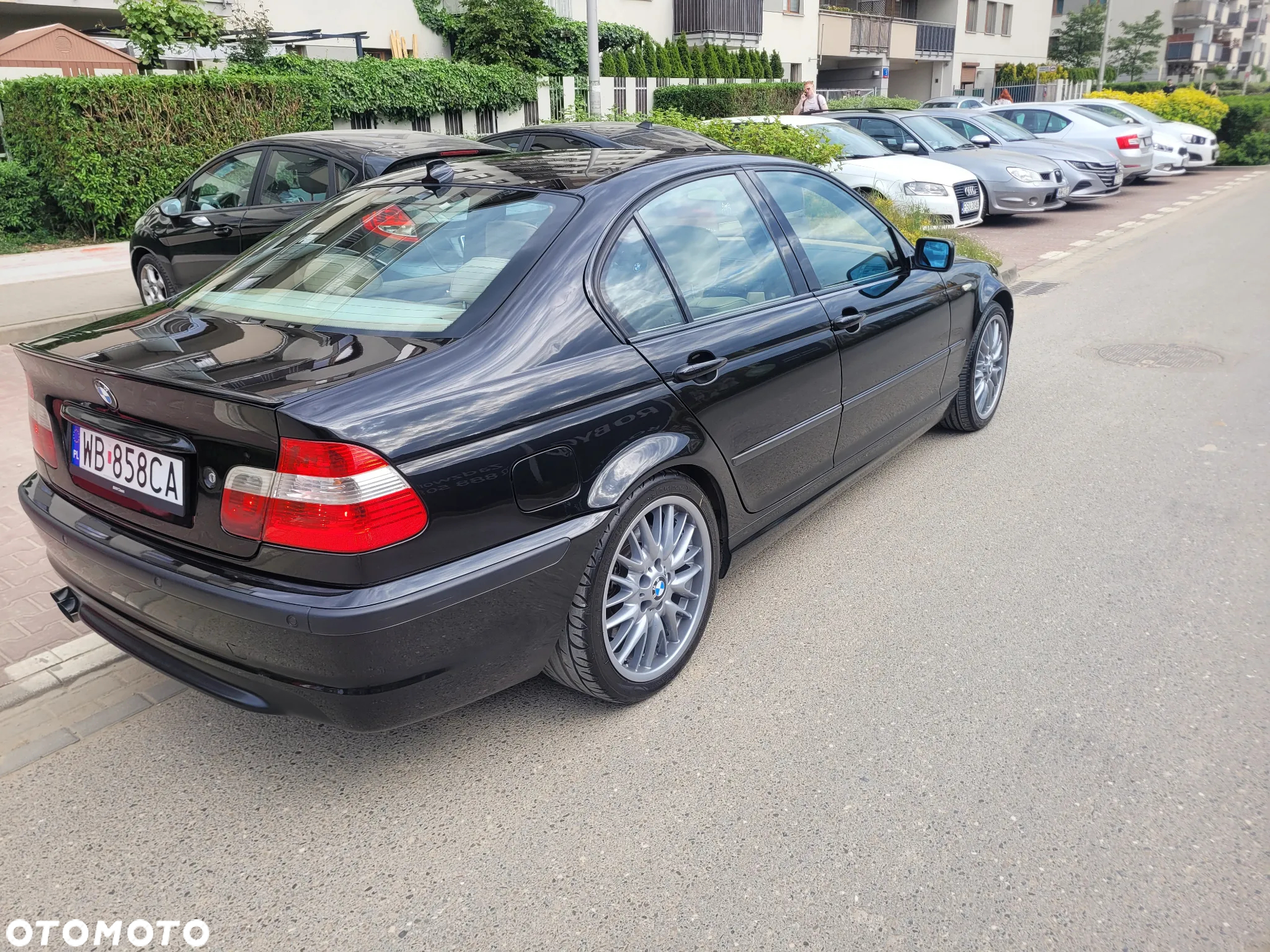 BMW Seria 3 330i - 5
