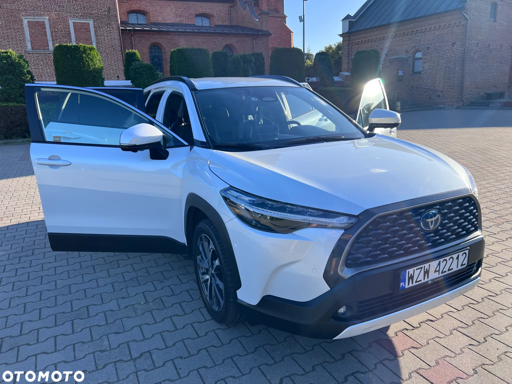 Toyota Corolla Cross 2.0 Hybrid Premiere Edition AWD - 8
