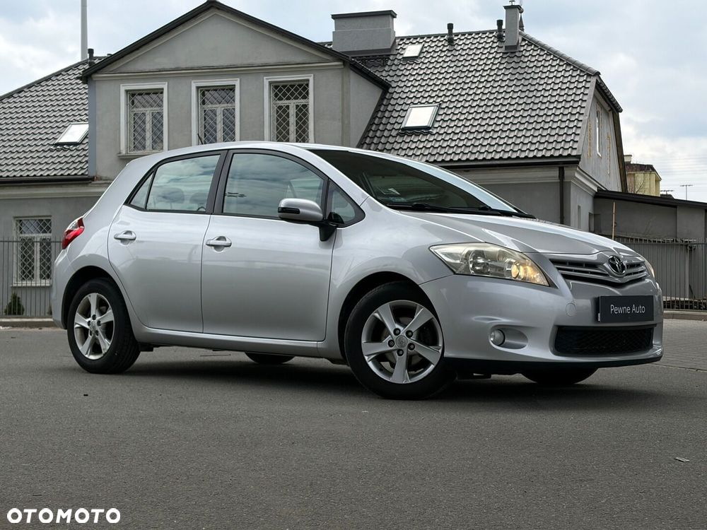 Toyota Auris 1.6 2010 - 18