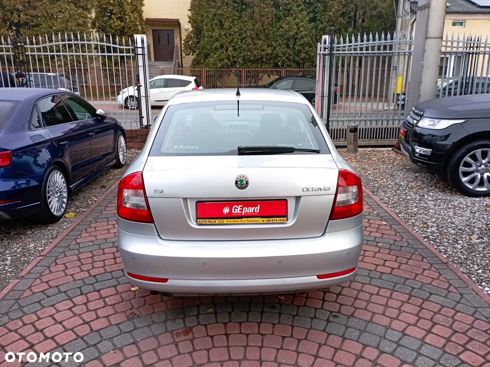 Skoda Octavia 1.4 TSI Ambition - 5