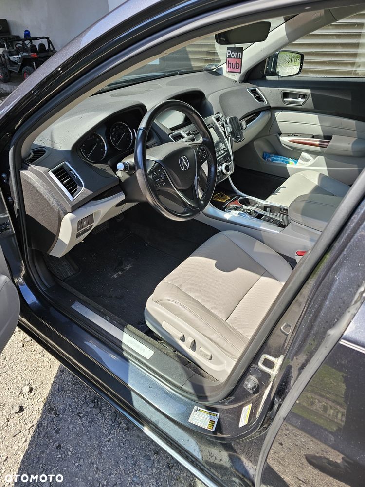 Acura TL - 23
