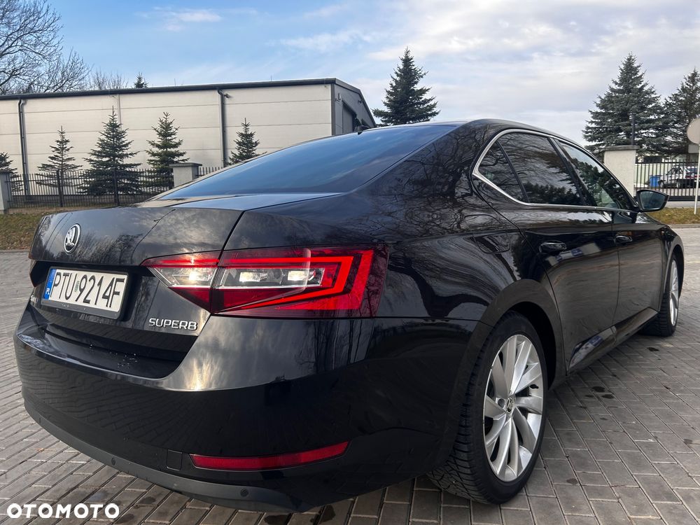 Skoda Superb 2.0 TDI Style DSG - 14