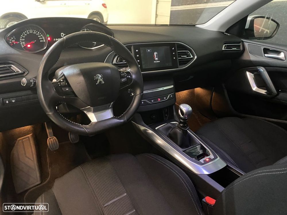 Peugeot 308 1.6 e-HDi Allure J18 - 9