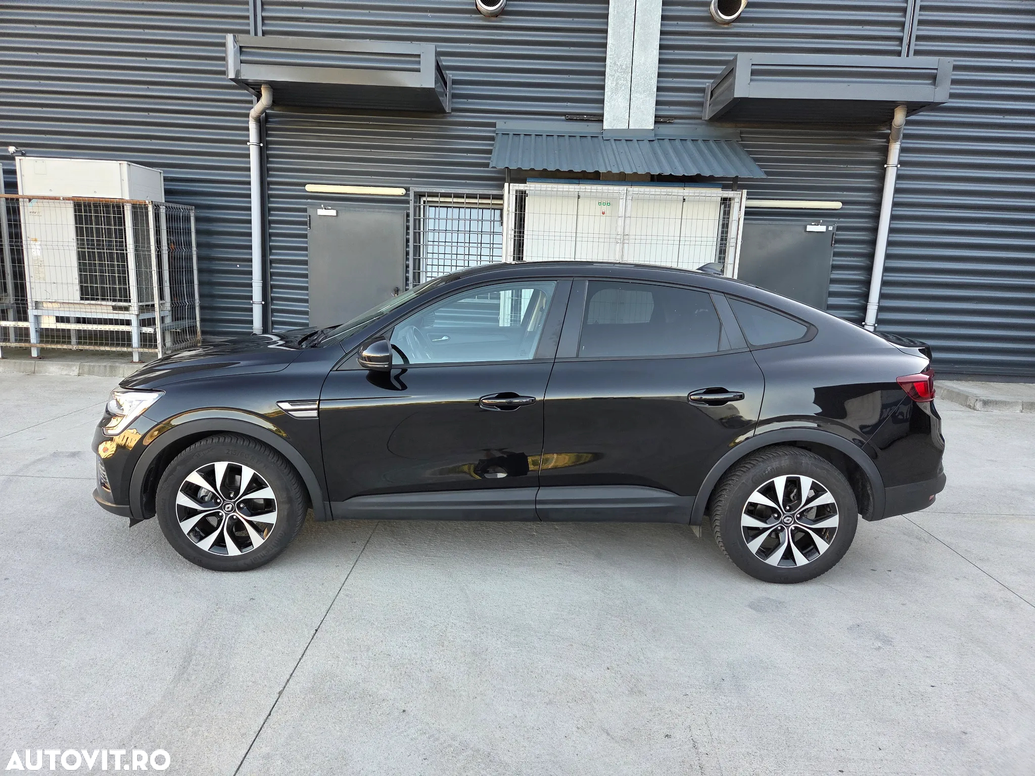 Renault Arkana E-TECH Hybrid 145 E-Tech Engineered - 6