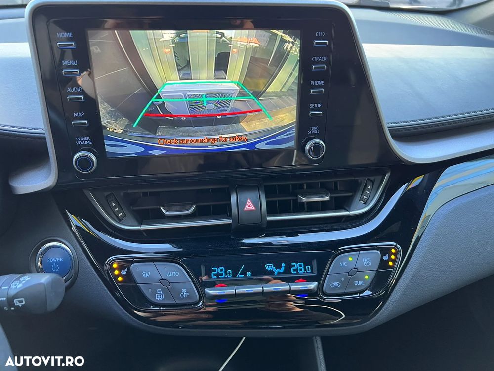 Toyota C-HR - 8