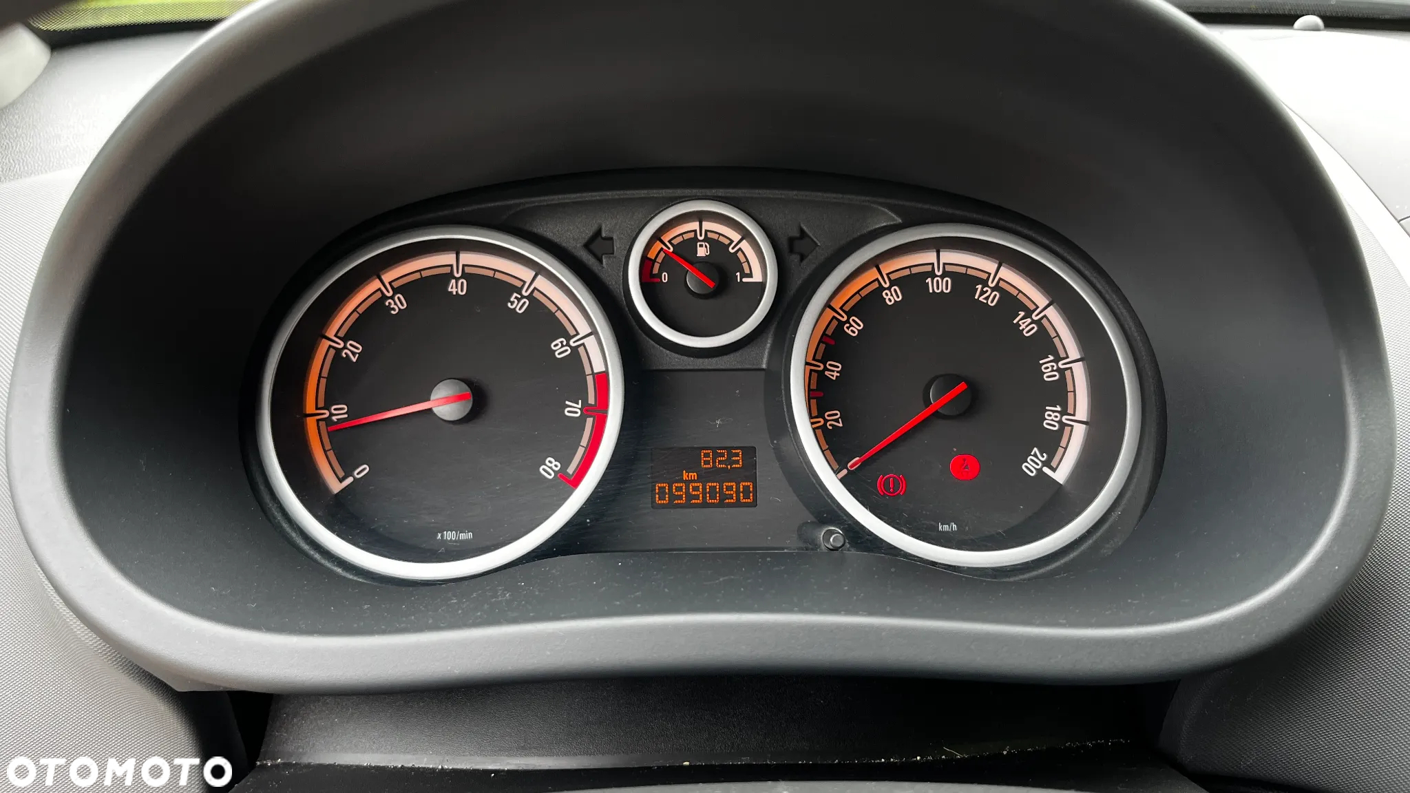 Opel Corsa 1.2 16V Enjoy - 18