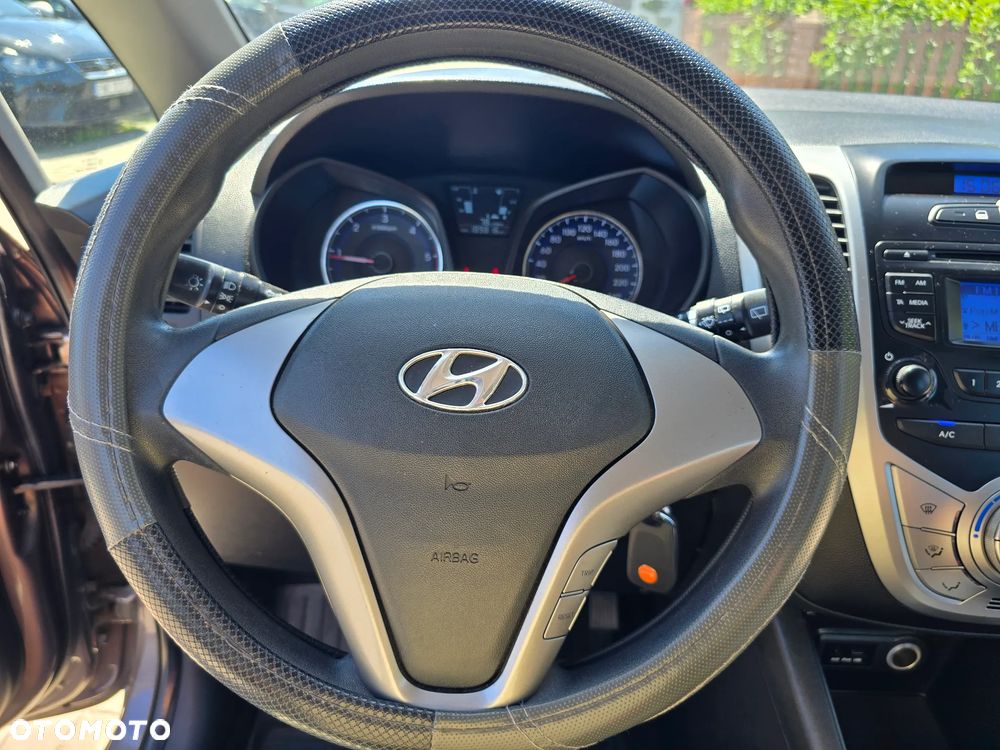 Hyundai ix20 - 25