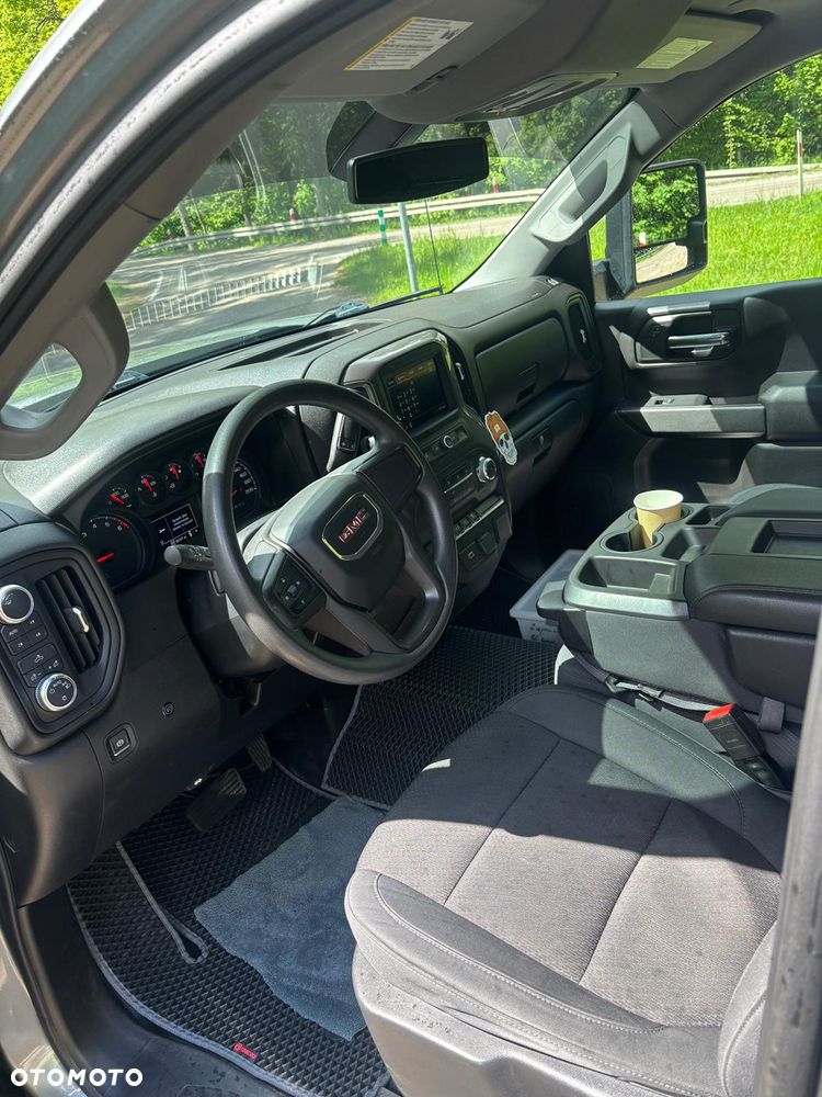 GMC Sierra - 11