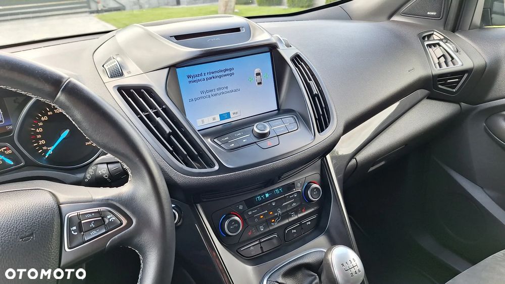 Ford Kuga 1.5 EcoBoost FWD ST-Line - 13
