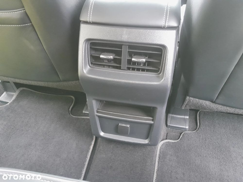 Ford S-Max 2.0 TDCi Vignale - 24