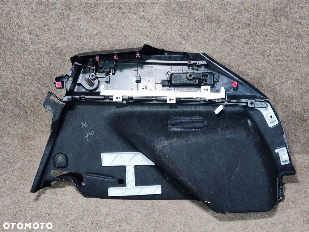 TOYOTA COROLLA 1.8h Kombi Od 2023r Boczek Bagażnika Lewy - 2