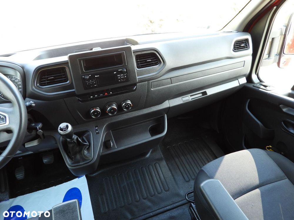 Renault MASTER PLANDEKA WINDA 8 PALET WEBASTO TEMPOMAT LEDY PNEUMATYKA KLIMATYZACJA  165KM - 32