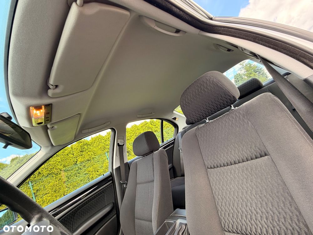 BMW Seria 3 - 16