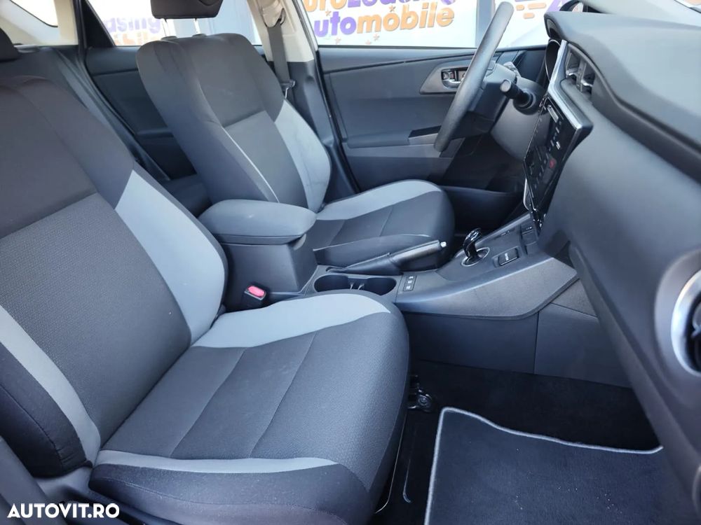 Toyota Auris 1.8 L VVT-i Hybrid Luna - 16