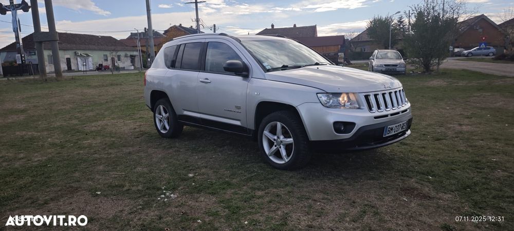 Jeep Compass - 2