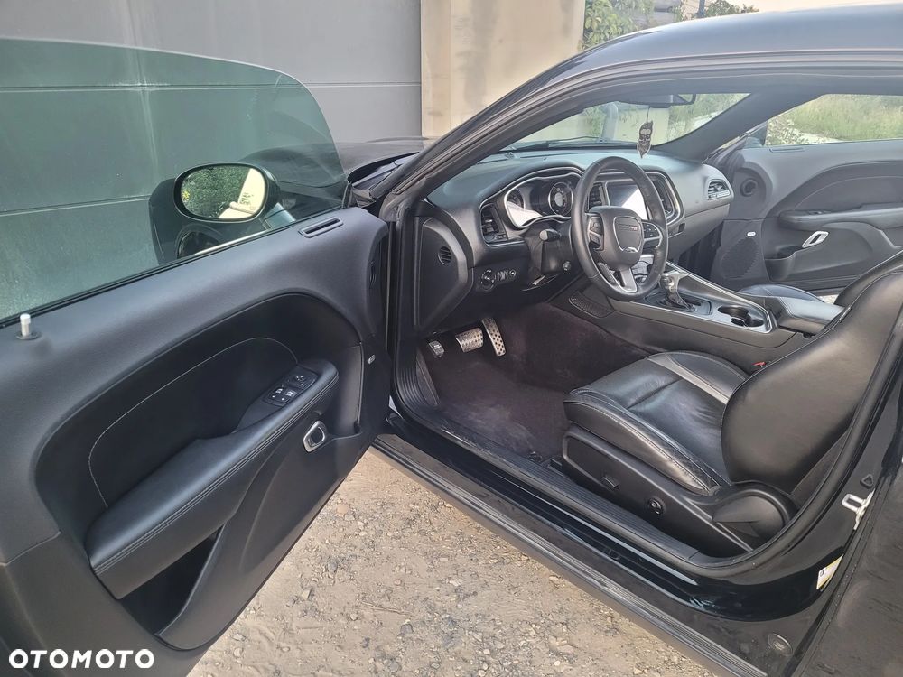 Dodge Challenger 3.6 GT AWD - 16