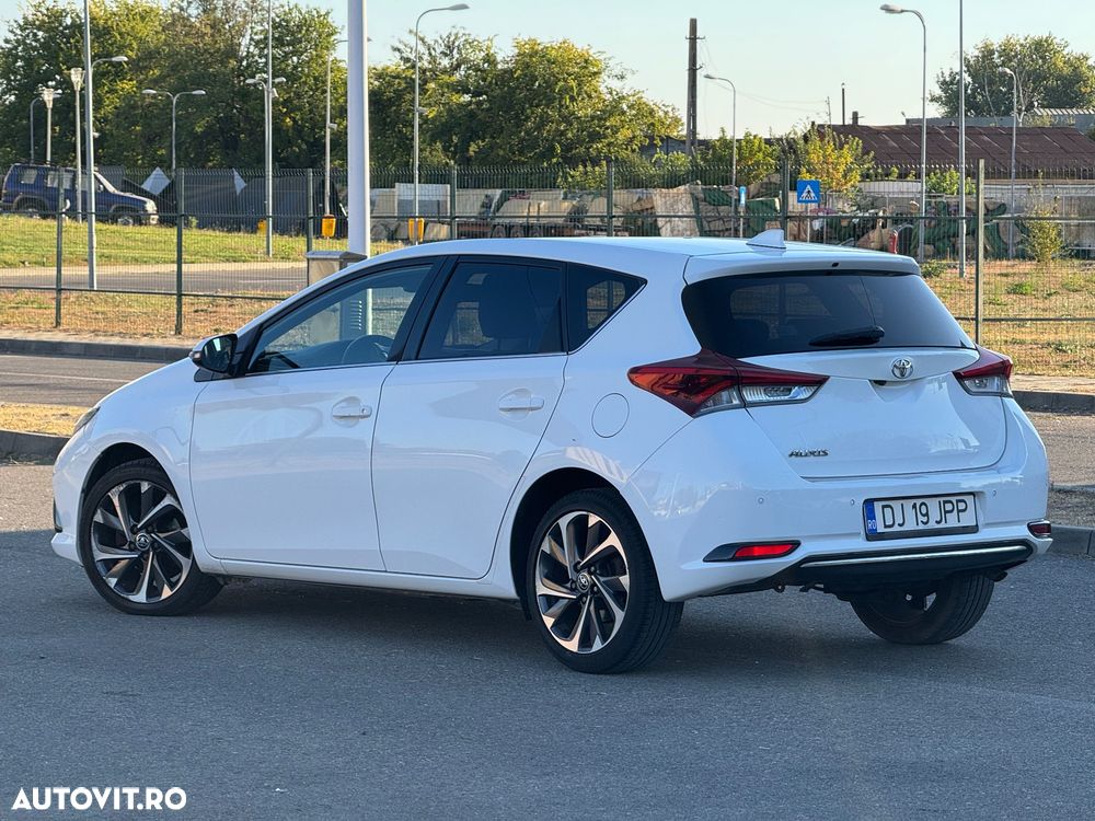 Toyota Auris - 3