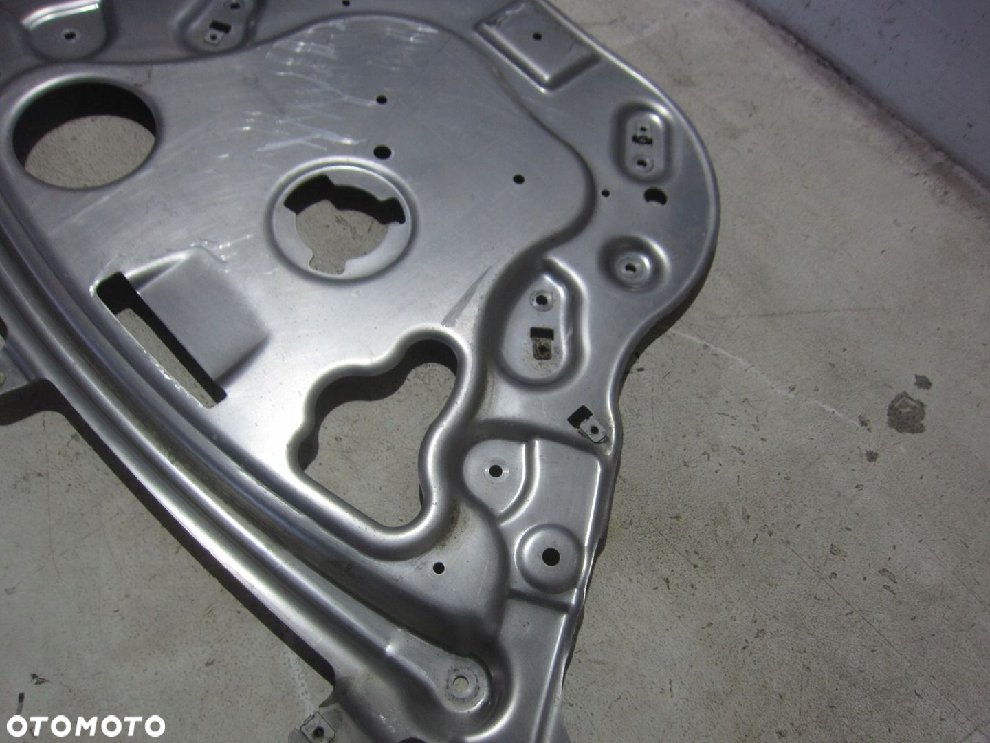 BMW 5 F10 F06 4X4 PŁYTA USZTYWNIAJĄCA OSŁONA POD SILNIK 6777727 31116777727 - 7