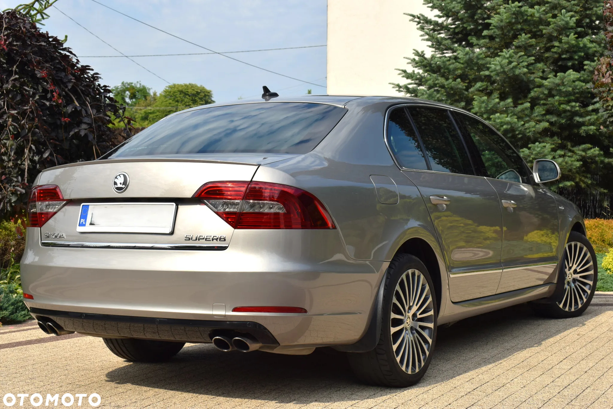 Skoda Superb 3.6 FSI 4x4 L&K DSG - 2