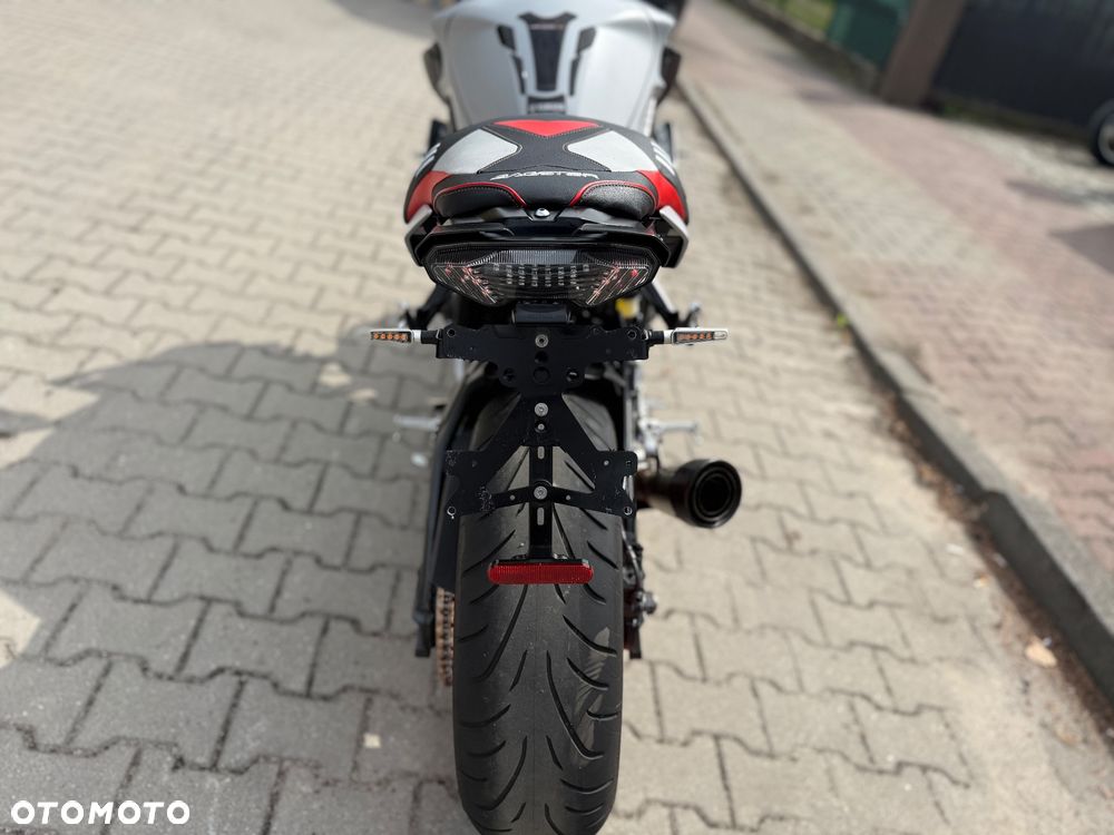 Yamaha MT - 18