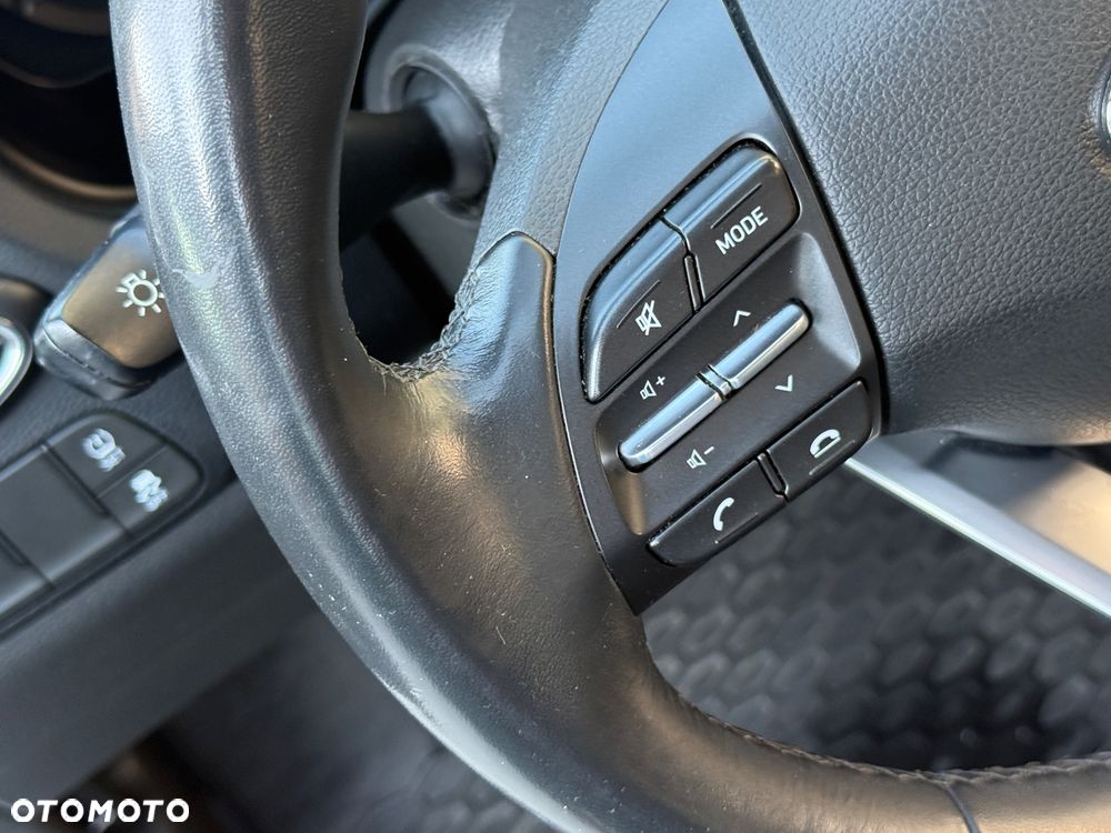 Hyundai i30 1.5 DPI Smart - 29