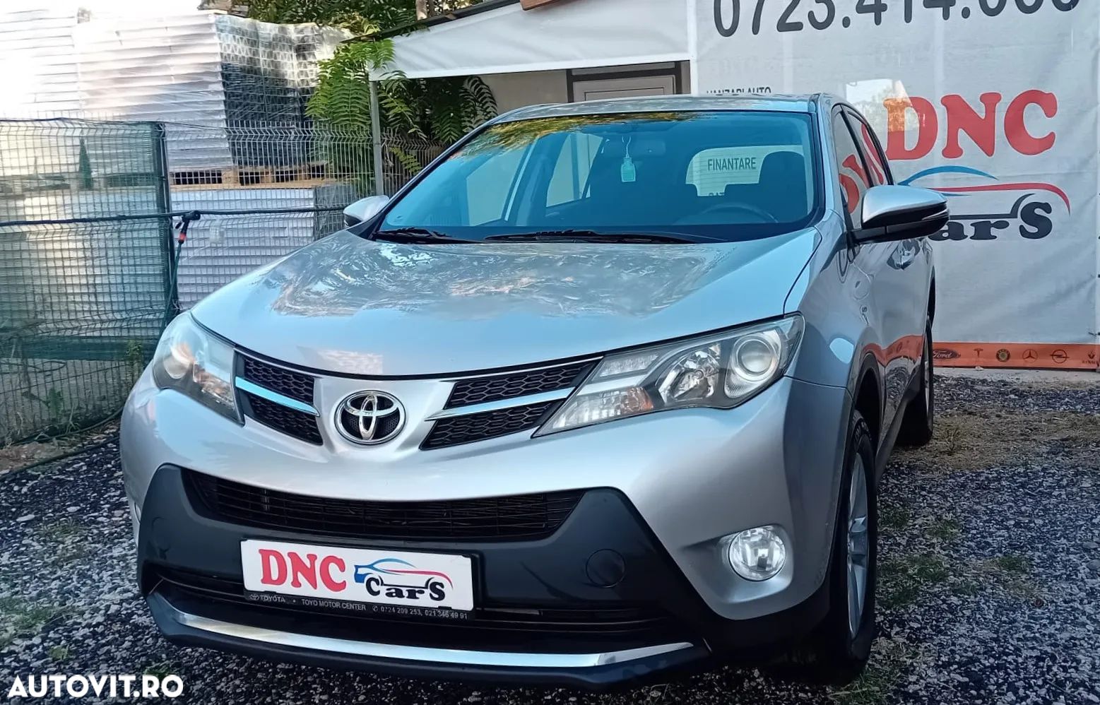 Toyota RAV4 2.2 D-4D 4WD Executive - 1