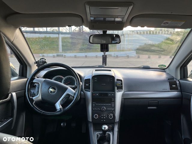 Chevrolet Captiva 2.4 LS - 2