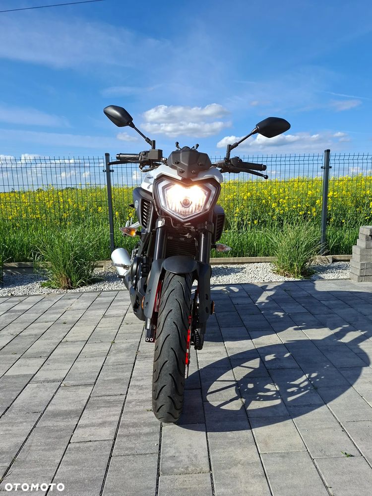 Yamaha MT - 9