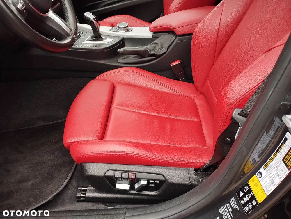 BMW Seria 3 340i GPF xDrive M Sport Shadow sport - 8