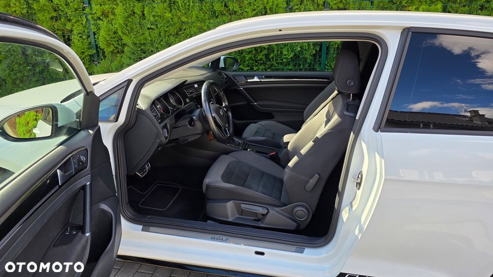 Volkswagen Golf 2.0 TDI BMT Highline DSG - 14