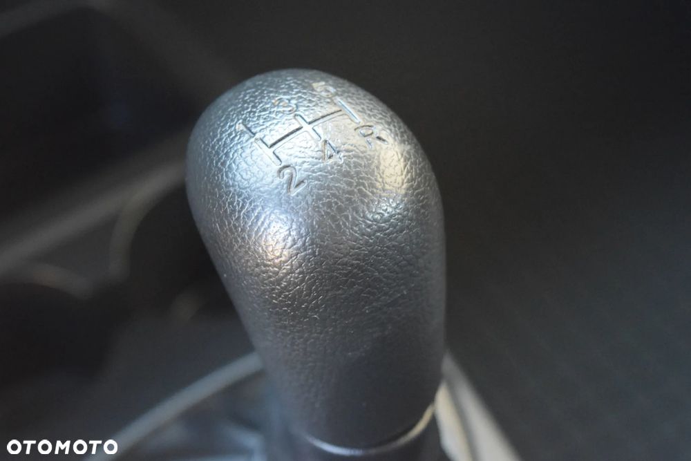 Mitsubishi Space Star 1.0 Inform - 18