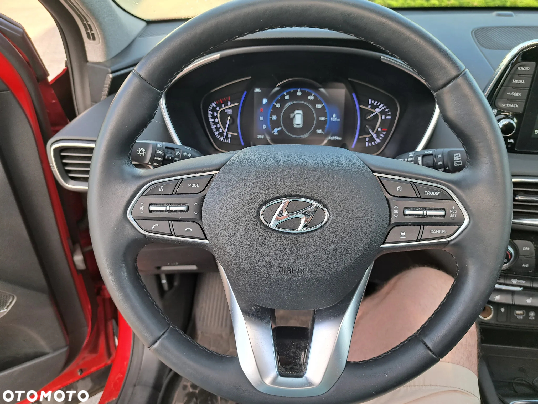 Hyundai Santa Fe - 36