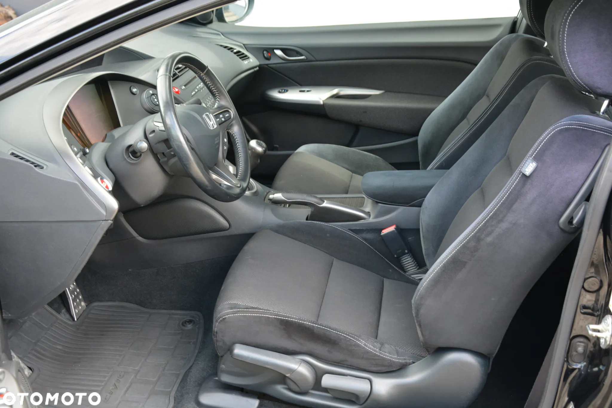 Honda Civic 1.4 i-VTEC Sport - 27