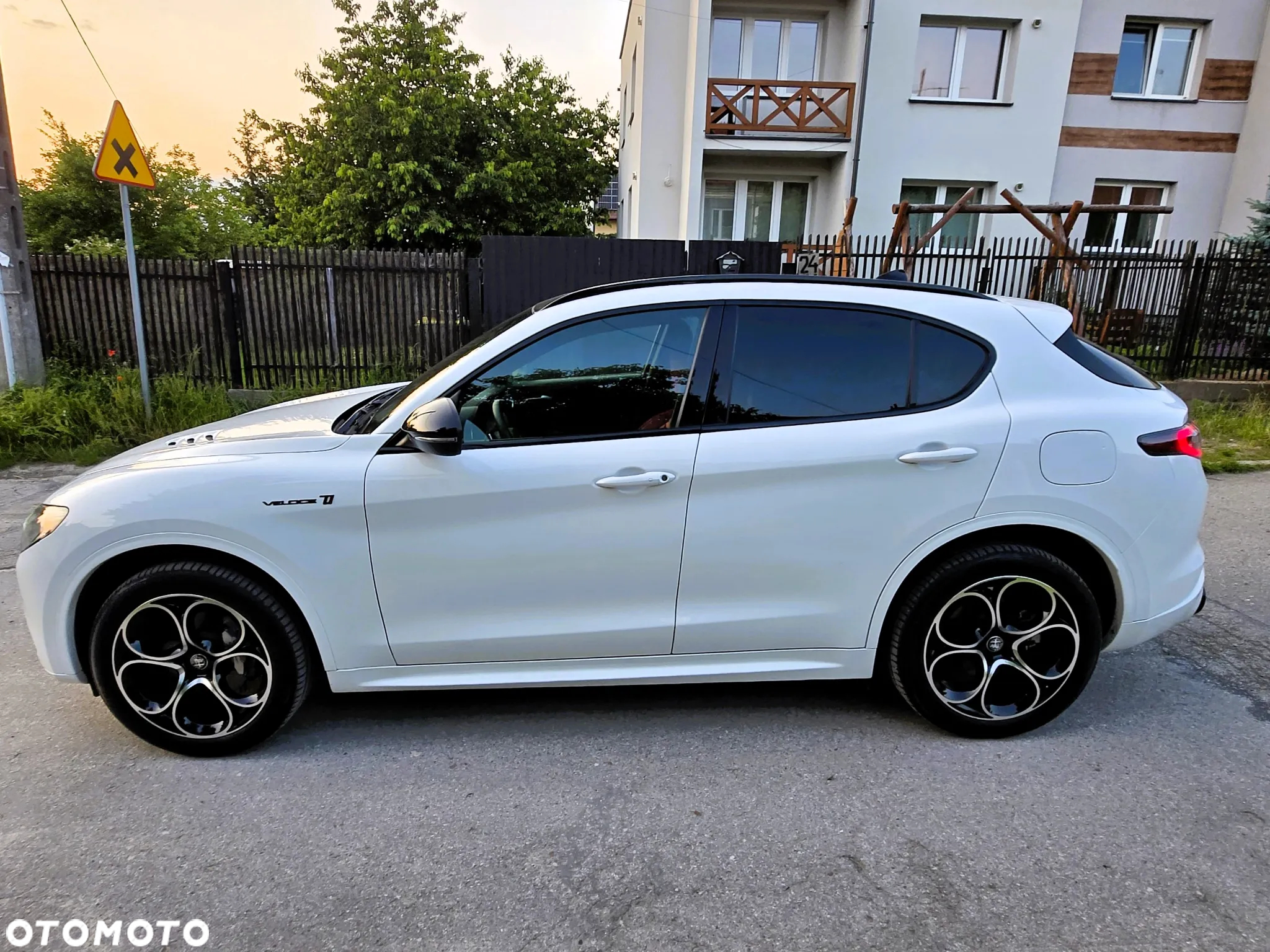 Alfa Romeo Stelvio 2.0 Turbo 16V AT8-Q4 Veloce Ti - 7